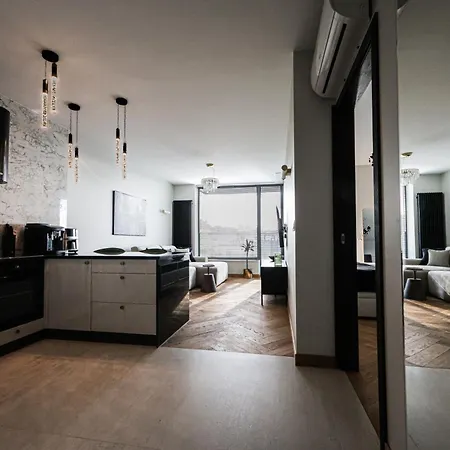 Arte - Reduta 94 - Garaz Faktura Vat Apartment Lublin